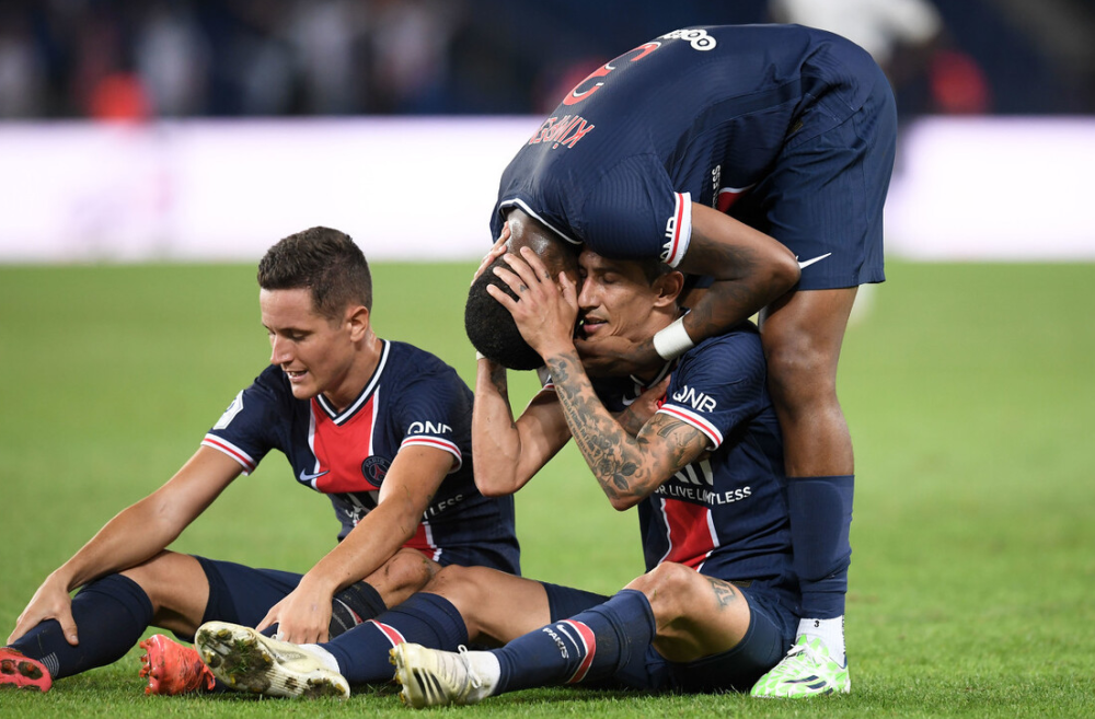 圣埃蒂安俱乐部被力压在积分榜上 圣埃蒂安俱乐部被力压在积分榜上