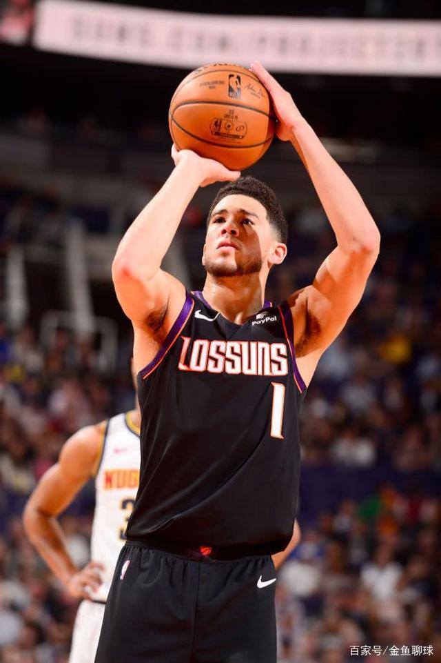 威廉姆斯轻取索伯车队,拉塞尔状态火热 威廉姆斯轻取索伯车队,拉塞尔状态火热